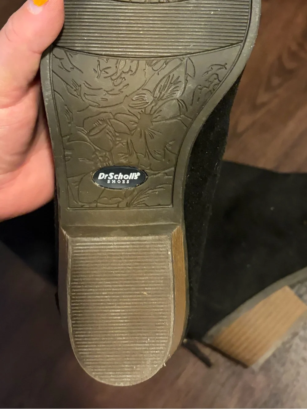Dr. Scholls sleek over